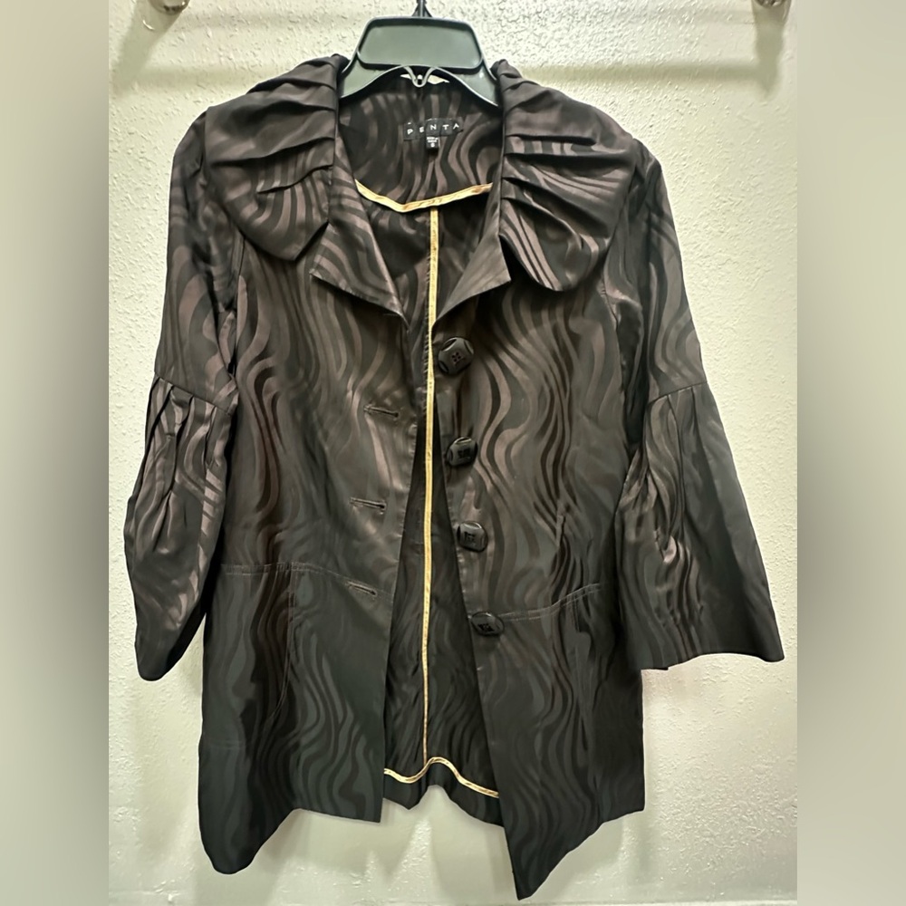 Penta light weight blazer coat